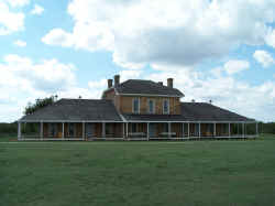 Hospital Building from front.jpg (750300 bytes)