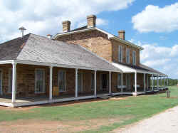 Hospital Building from side.jpg (1144967 bytes)